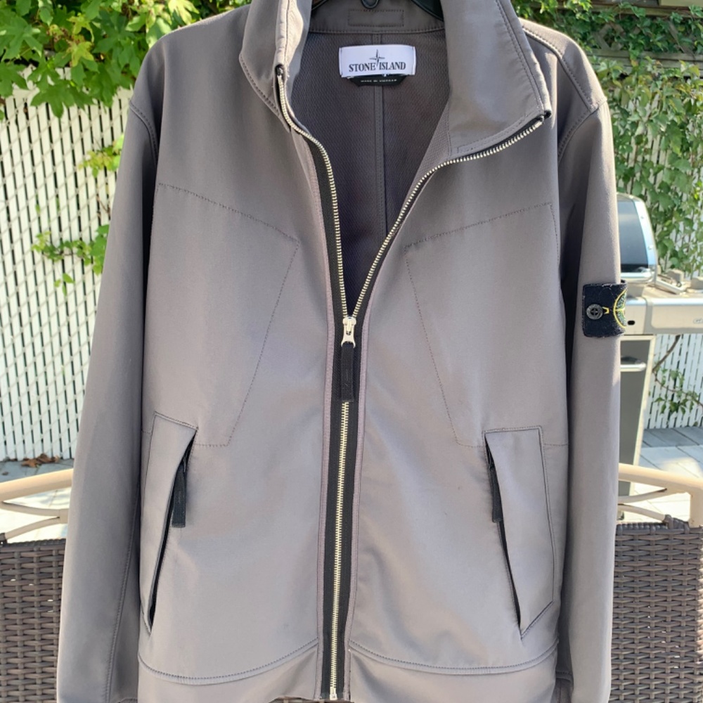Stone Island Light Softshel-R Windbreaker Jacket - Picture 4 of 9